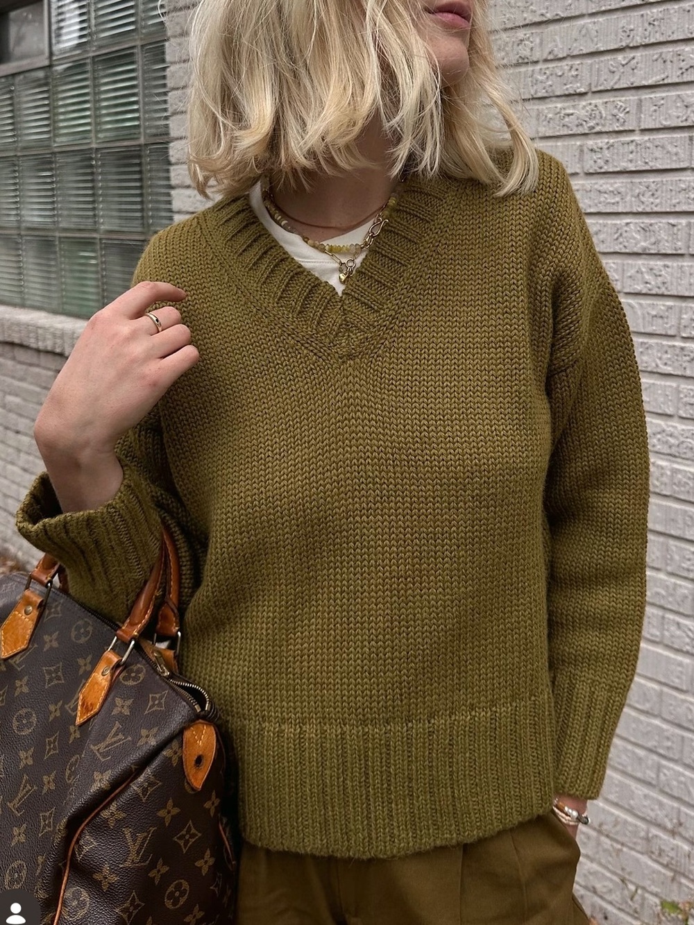 Laude the Label Billy Alpaca Yucca Olive Green V-Neck Knit Sweater